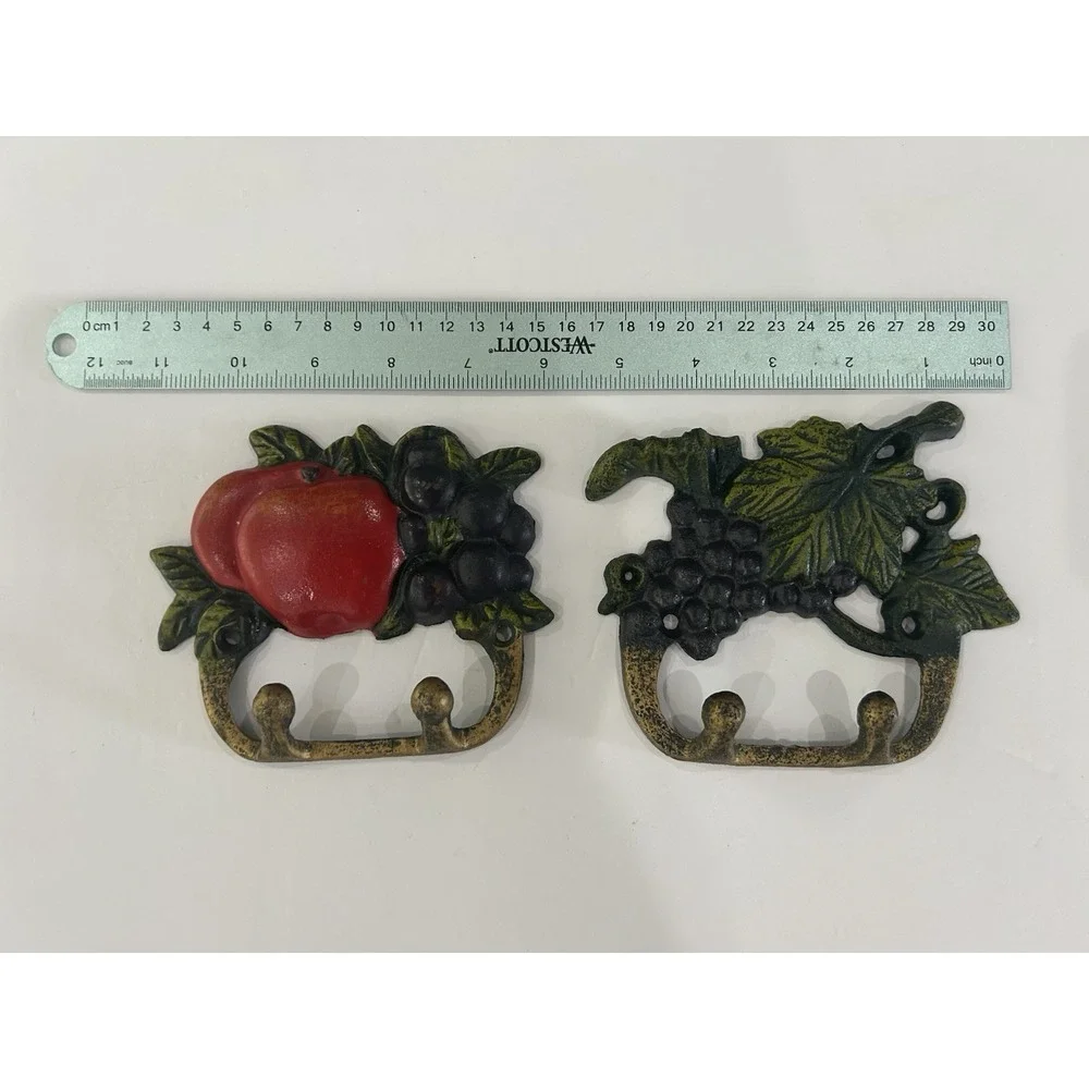 VTG Cast Iron 2-Hook Hanging Key Holder Hand Painted Apples Grapes Fruit Kitchen